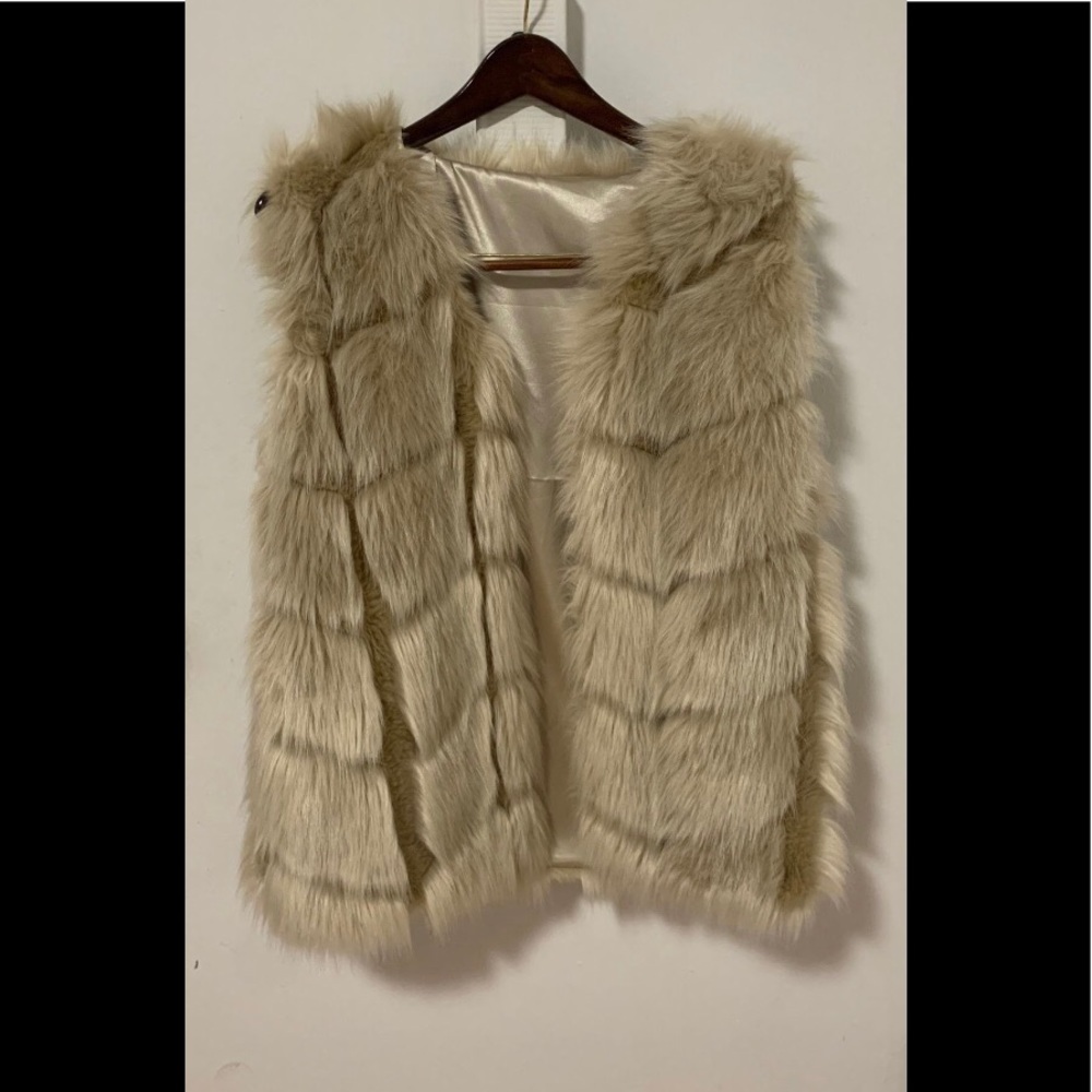 Beige Faux fur vest